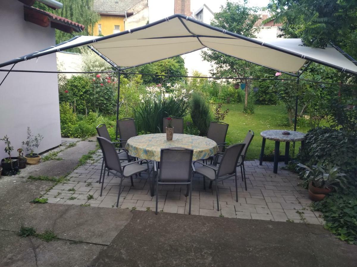Apartman Lux Szeged Buitenkant foto